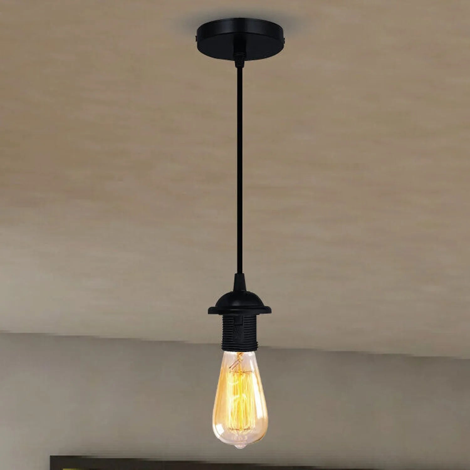 Pendant holder