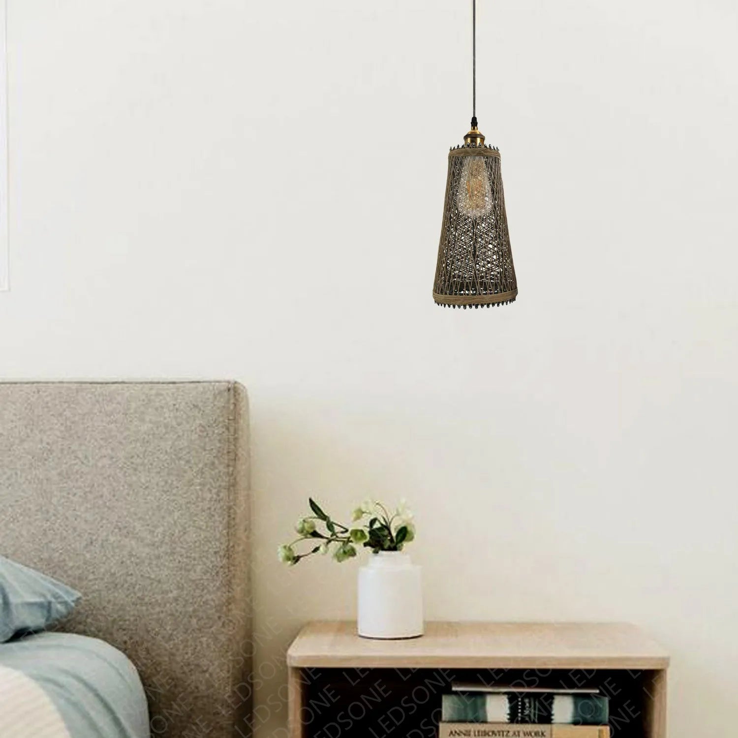 lampes suspendues
luminaire rotin
luminaire rotin canac
luminaire en rotin suspendu