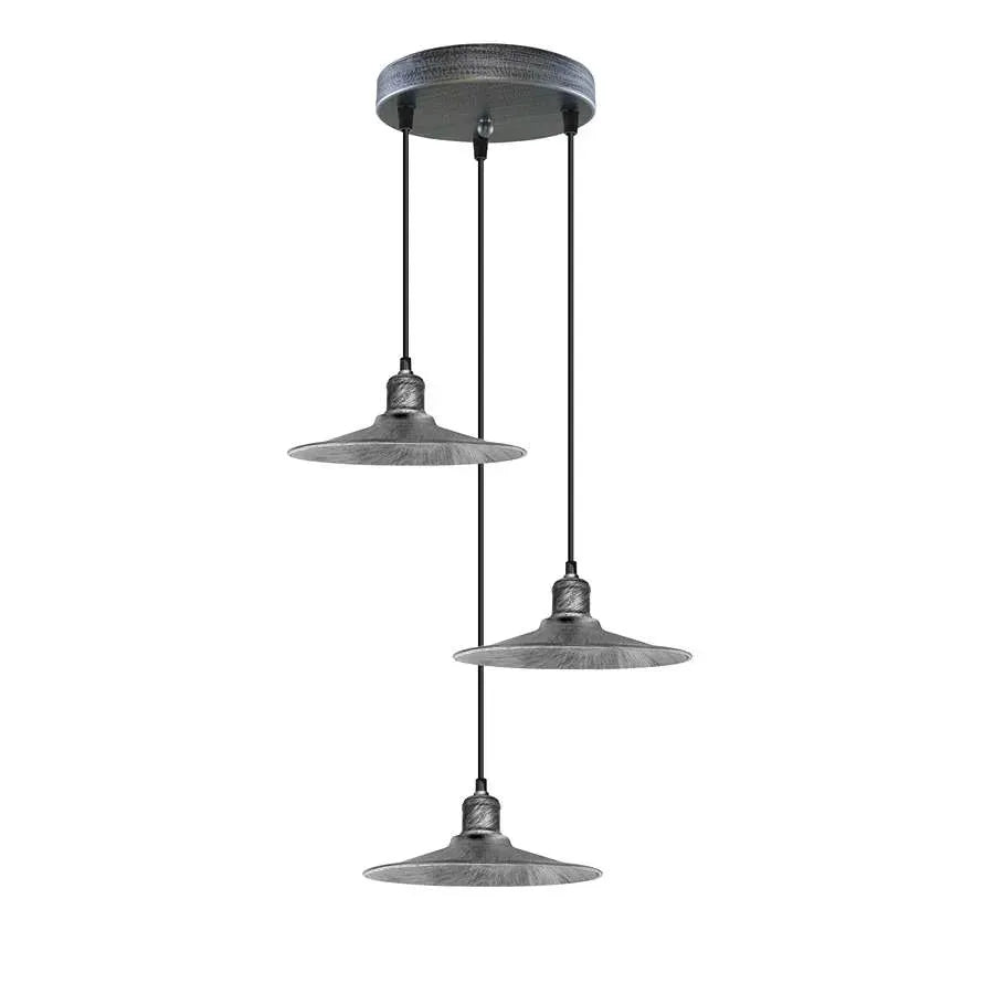 Détail abat-jour métallique suspension