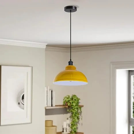 Suspension industrielle jaune pour salon