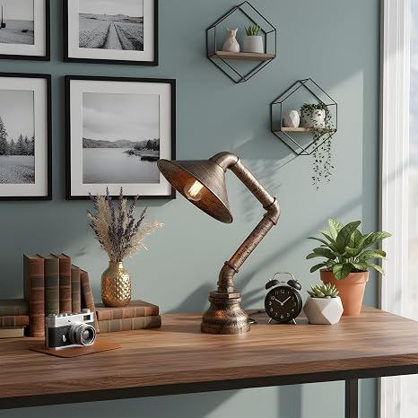 Découvrez cette lampe steampunk industrielle au style tuyau vintage. Un luminaire en métal idéal pour bureau, chambre, salon ou bar.