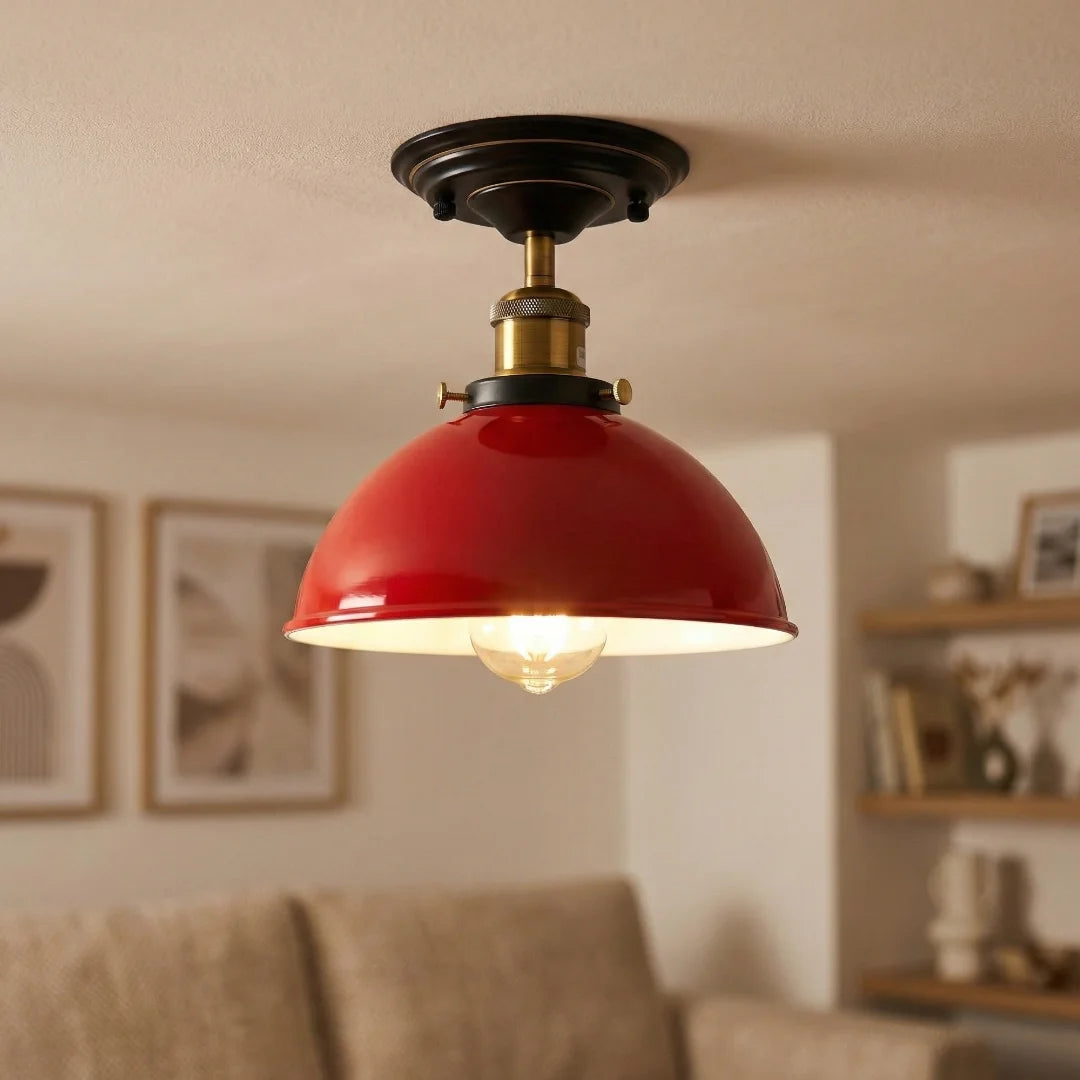 Plafonnier vintage E27 installé dans un salon